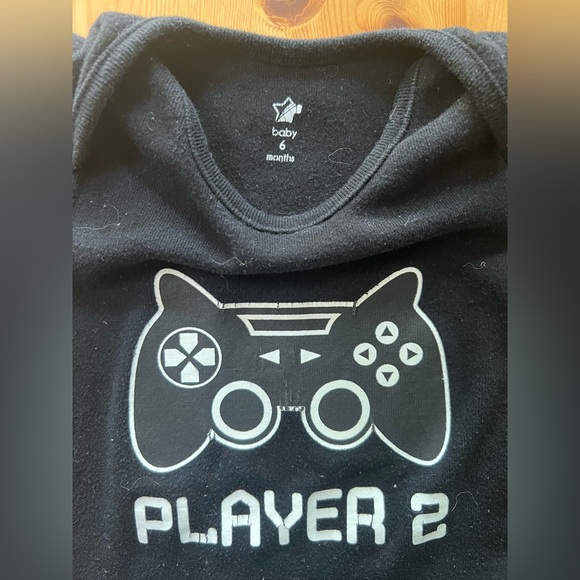 Player 2 video game baby announcement bodysuit - Picture 3 of 3